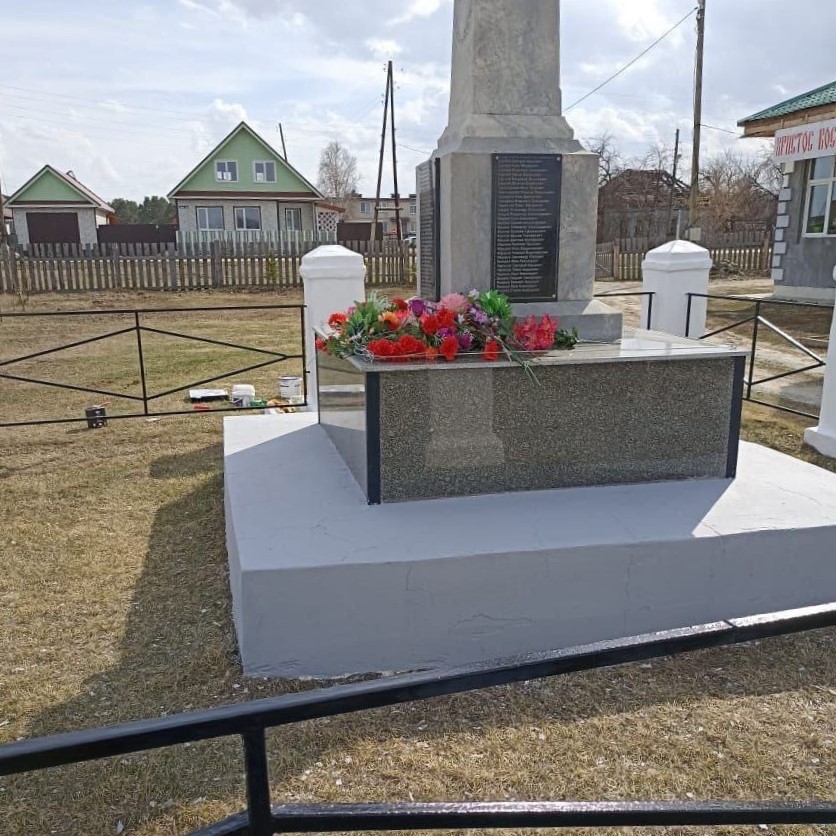 В Щелкуне и Никольском отреставрировали памятники