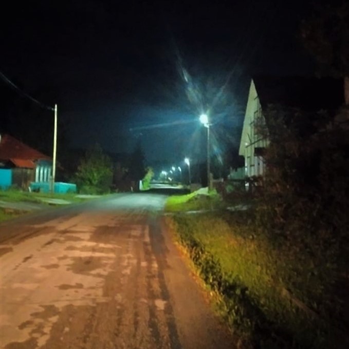 В Абрамово появилось освещение на двух улицах