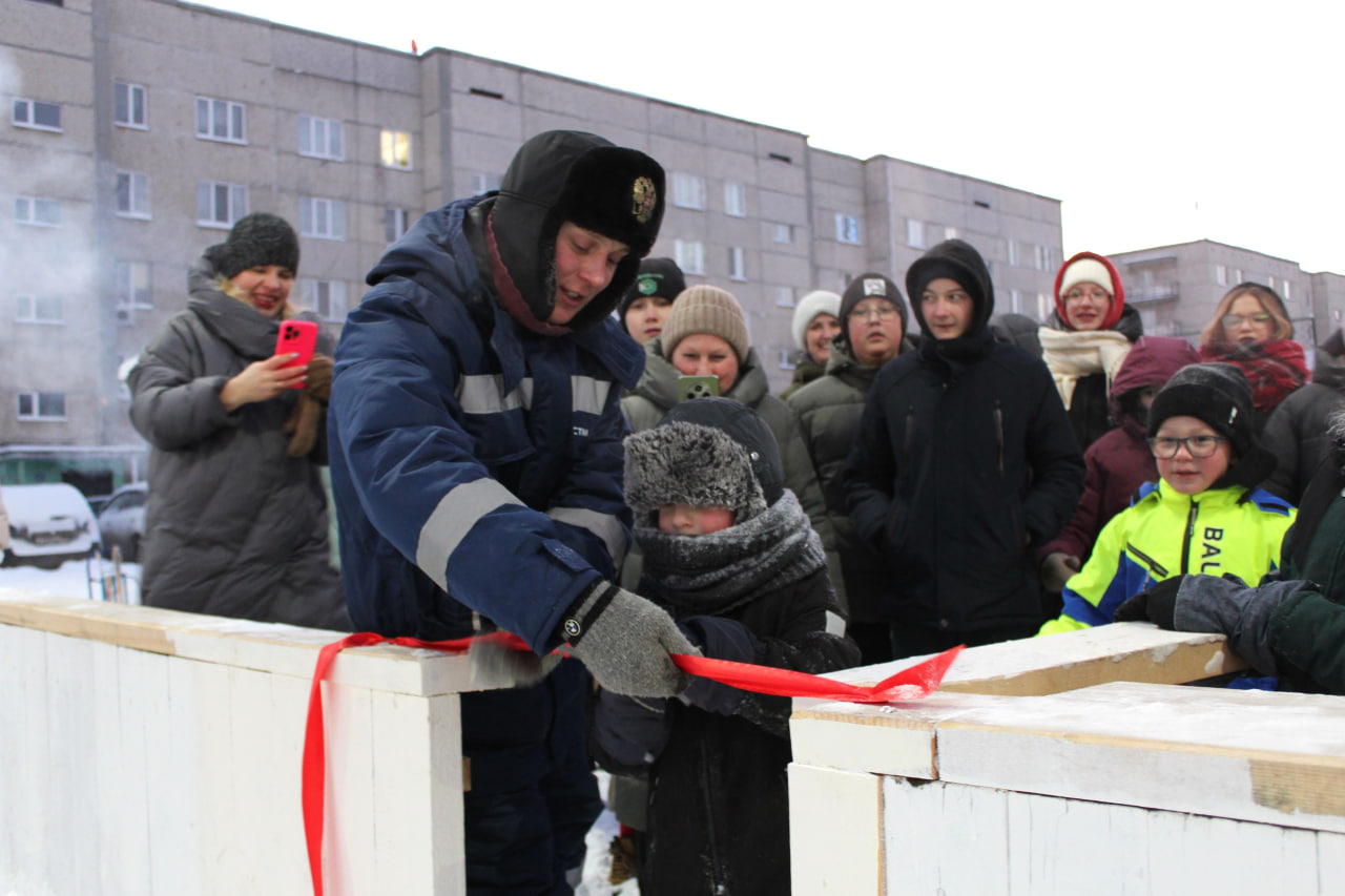 На станции Седельниково началась новая жизнь корта!