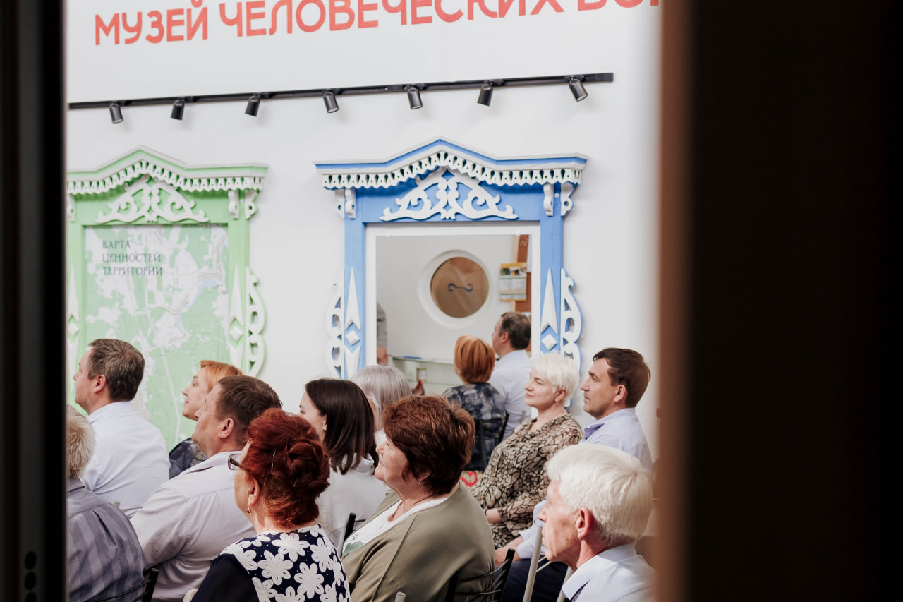 В школе №8 села Кашино открылся «Музей человеческих вопросов» В школе №8 села Кашино открылся «Музей человеческих вопросов»